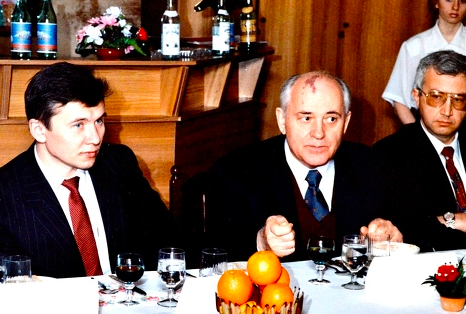 Фото Архивные тайны: опубликованы кадры Ленина, Ельцина и Жириновского во время визита в Новосибирск 9